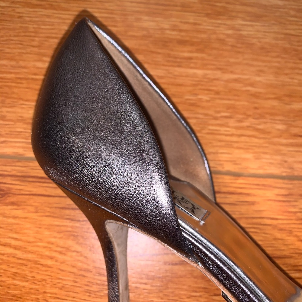 Badgley Mischka Silver Heels with Embellishments - Picture 2 of 9